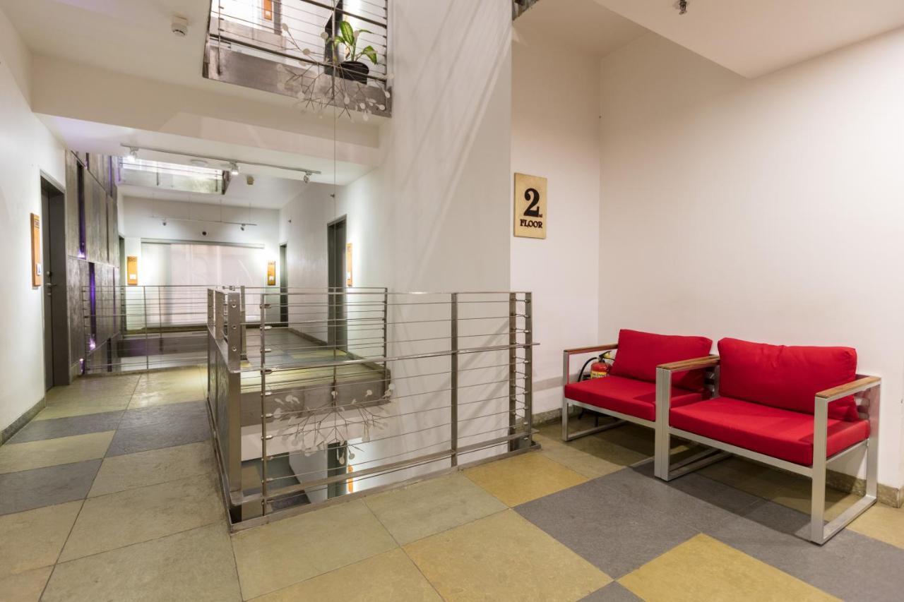 Hotel Aira Виджаявада Экстерьер фото